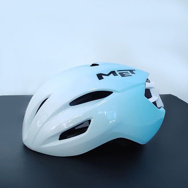 Italy New Unisex Cycling Helme - Ultra Cycling Gear 评论和价格